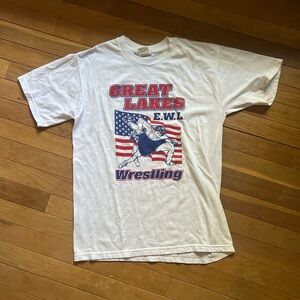 White vintage 90’s red and blue made in USA wrestling graphic tee men’s size S